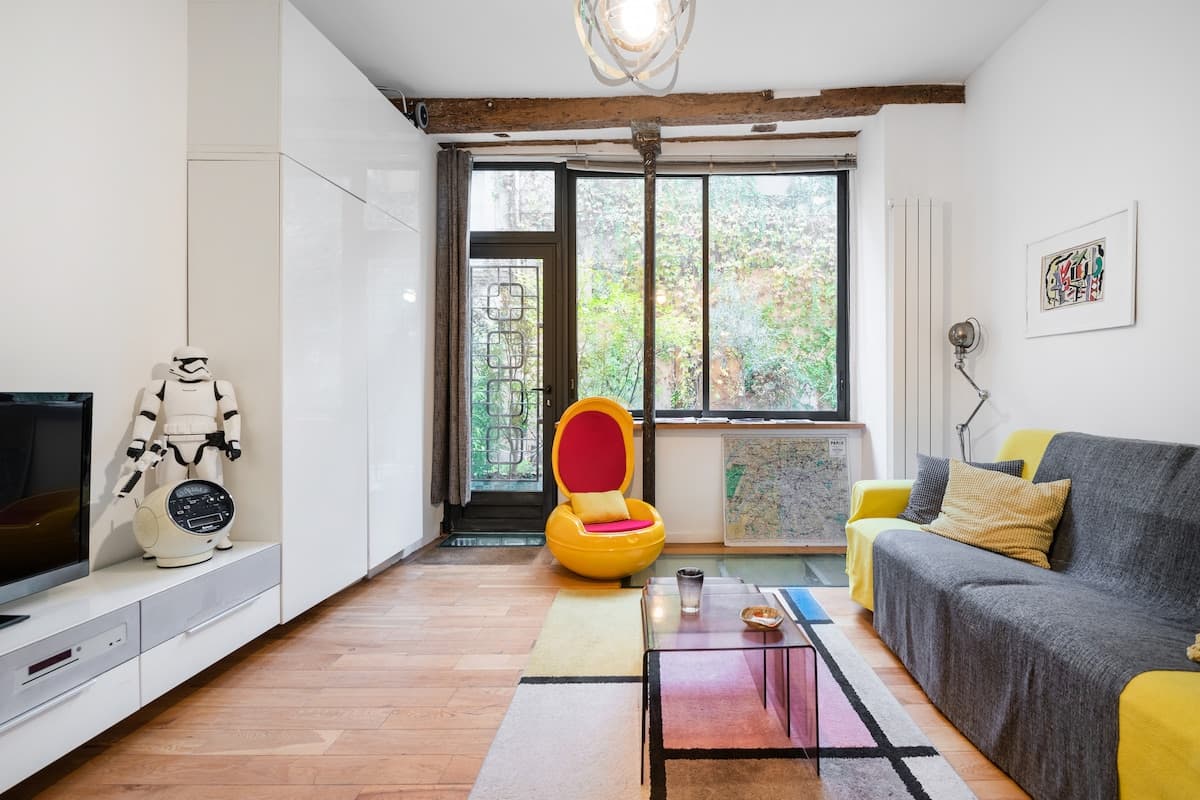 Beautiful Design Loft 47 m2, ground floor, very quiet passage