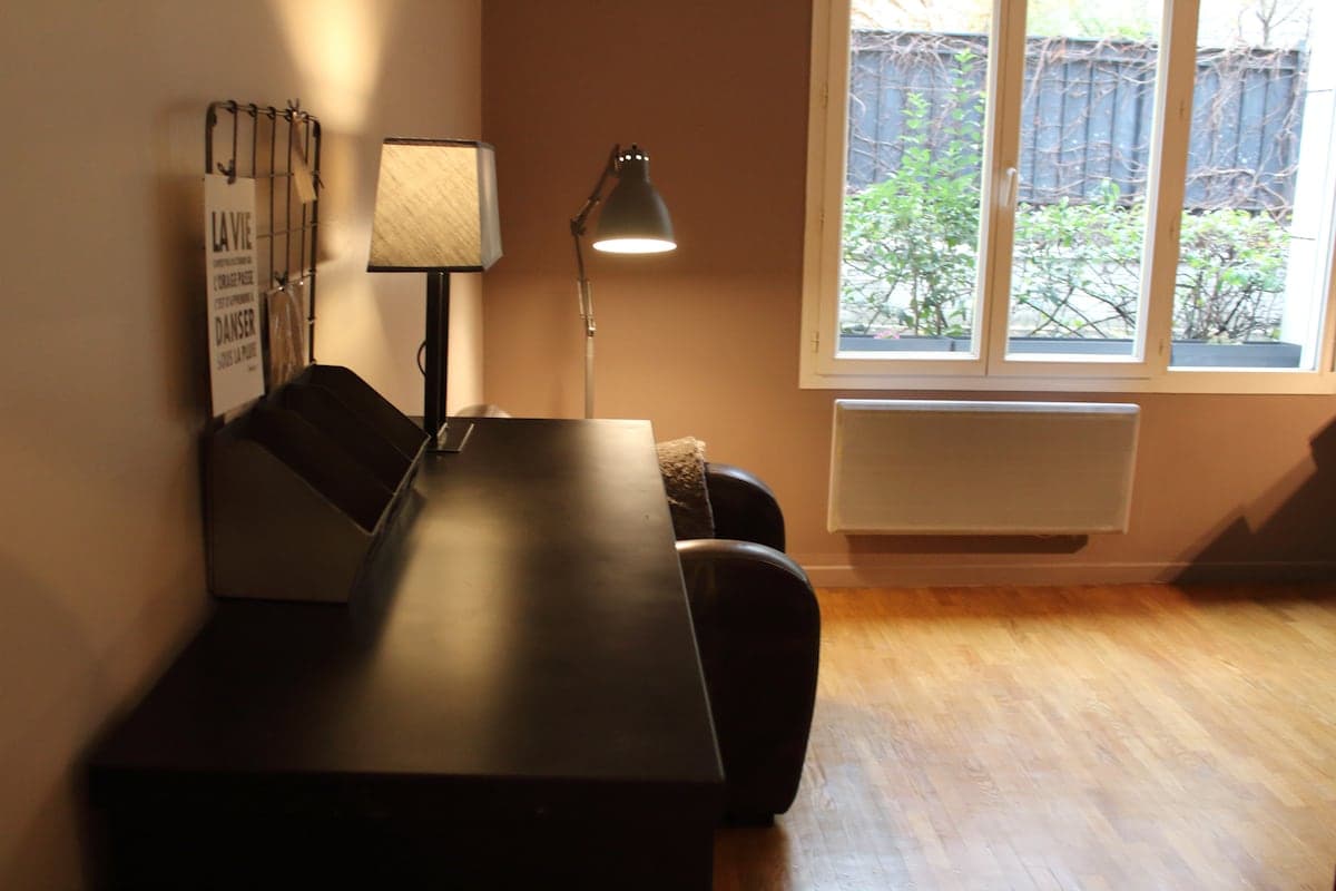 Quiet and welcoming studio Metro Charonne Paris