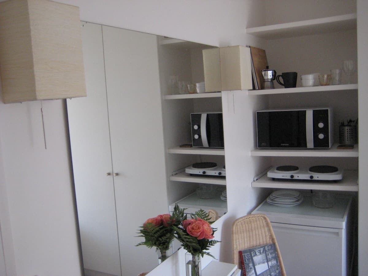 5th Heaven: Quartier Latin Studio