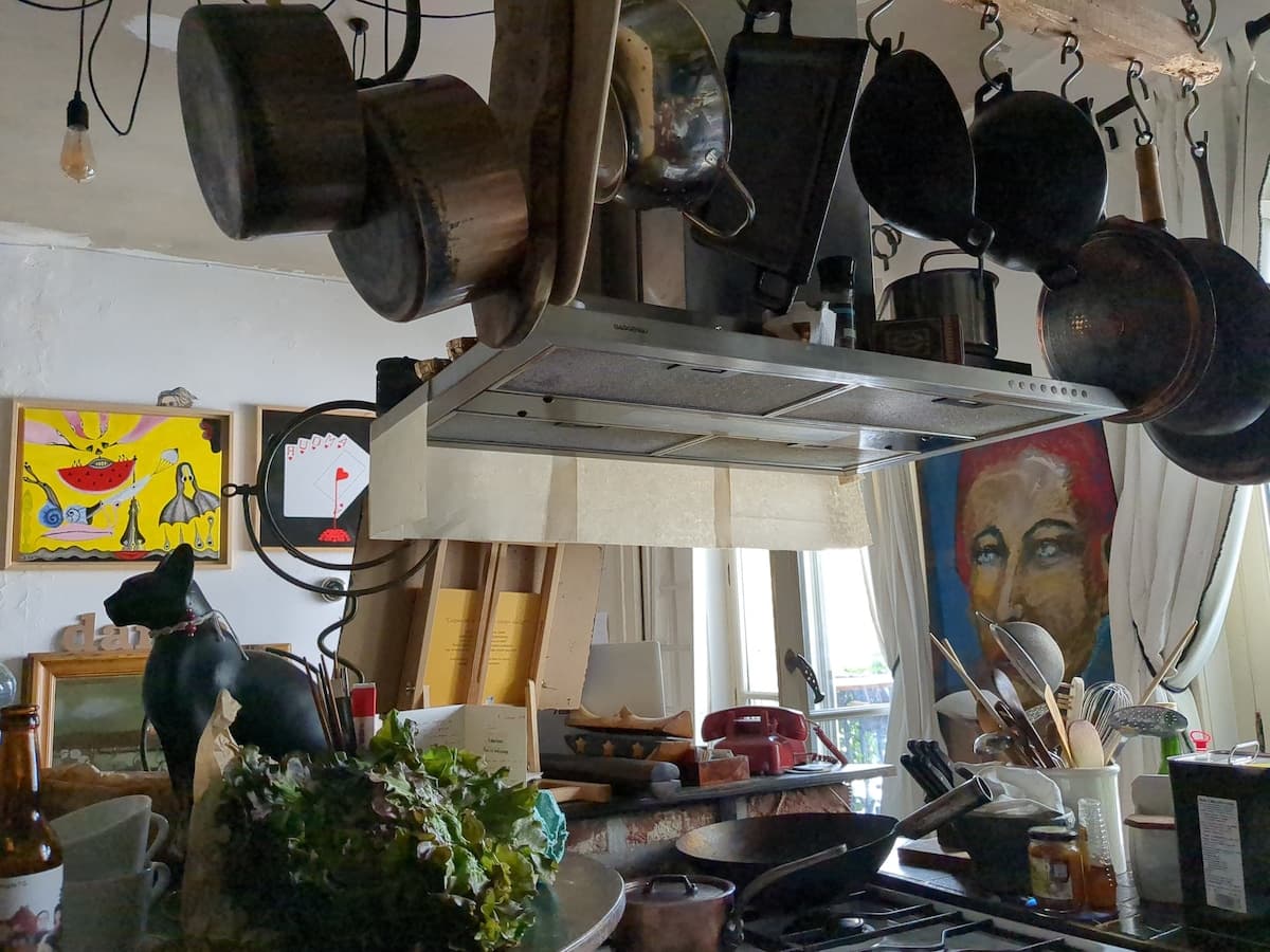 Bedroom, Arts et Métiers in the Marais