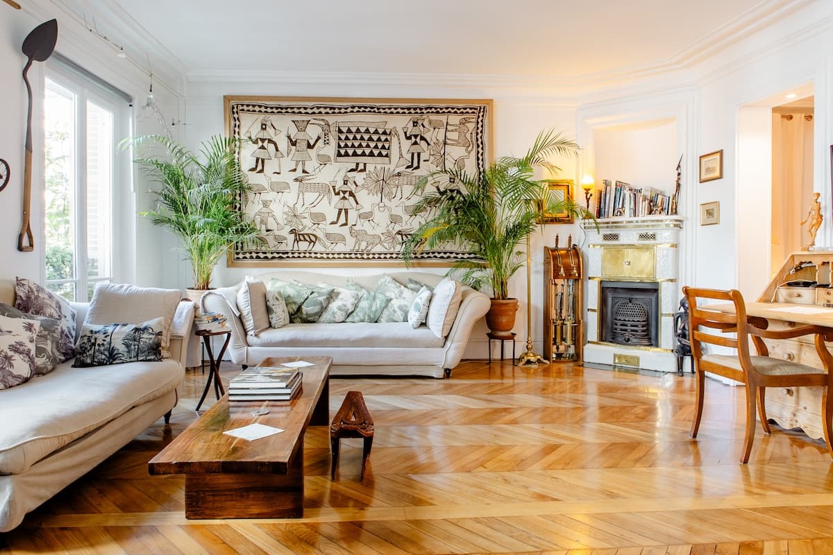 Romantic aptmt 90M2 2Bdrm 2Bthr 6p near Notre Dame