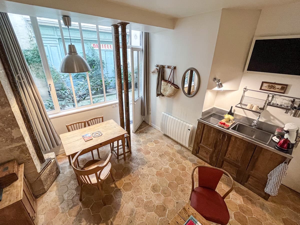 Heritage district 4 people loft style