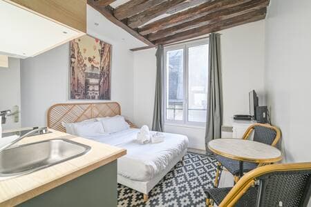 So cute typical french apartment